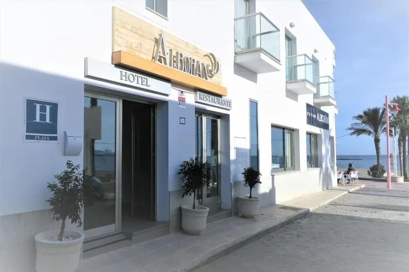 Hotel Alboran - Image 1