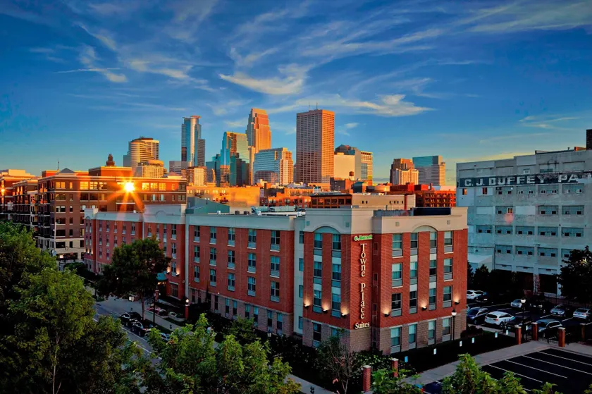 TownePlace Suites by Marriott Minneapolis Downtown/North Loop - Image 1