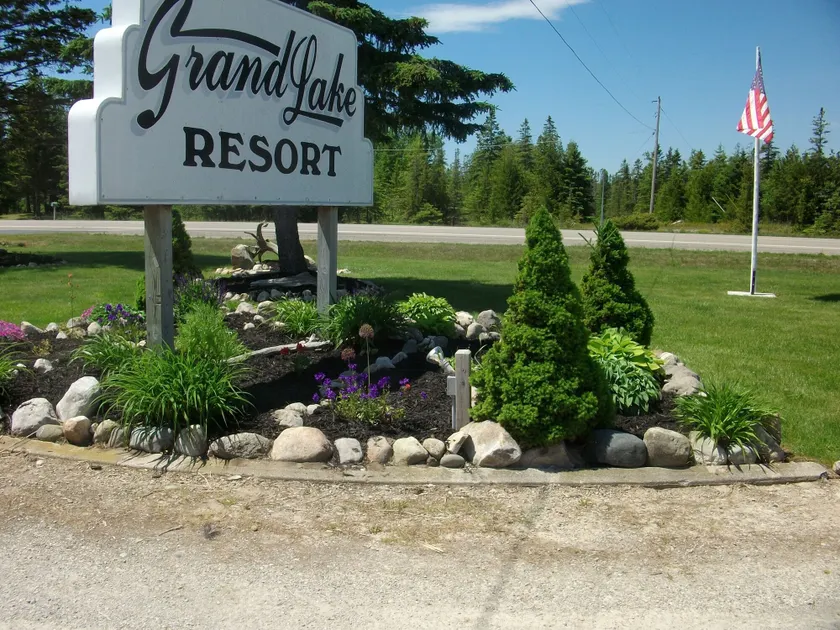 Grand Lake Resort - Image 1