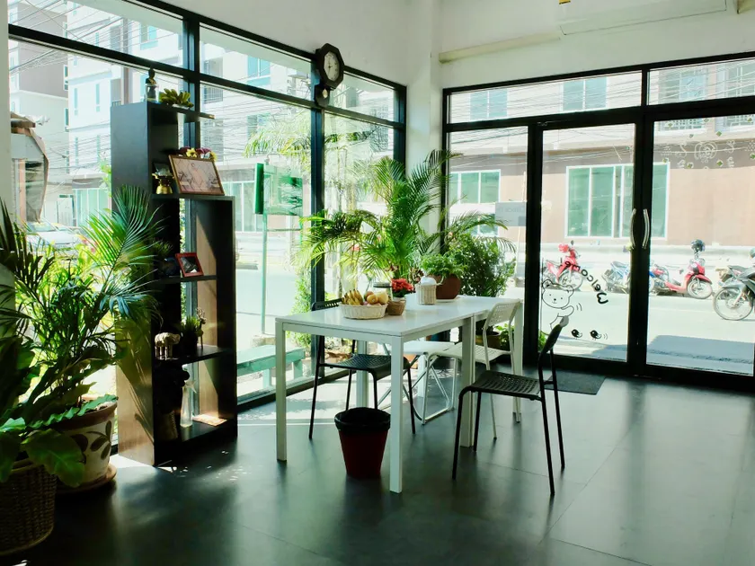 We Inn - Image 1