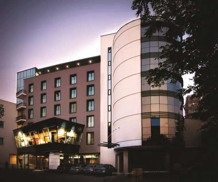 DoubleTree by Hilton Cluj – City Plaza - Image 1