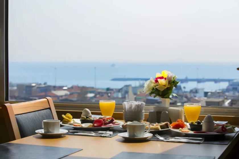 Ilkbal Deluxe Hotel &Spa Istanbul - Image 1