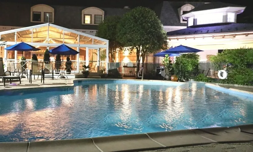 Norwalk Inn & Conference Center - Image 1