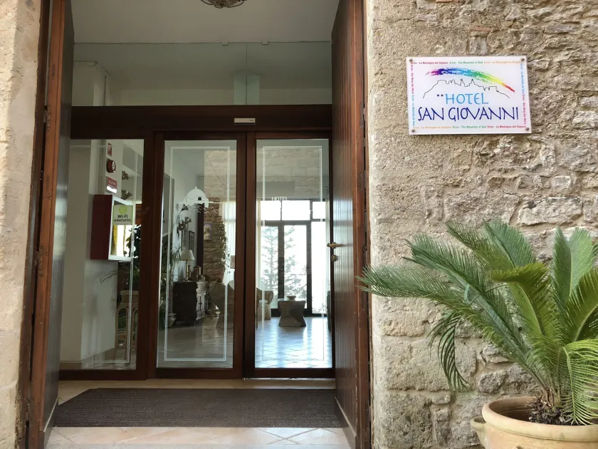Hotel Villa San Giovanni - Image 1