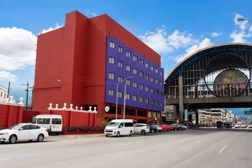 Hotel Son- Mar Monterrey Centro - Image 1