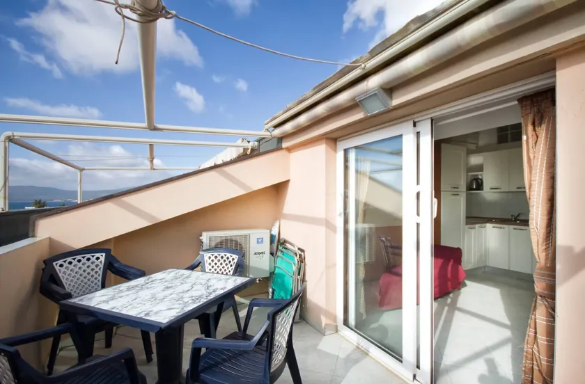 Royal apartment sea view - Image 1