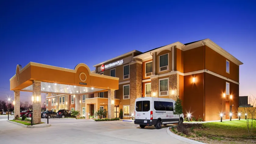 Best Western Plus New Orleans Airport Hotel - Image 1