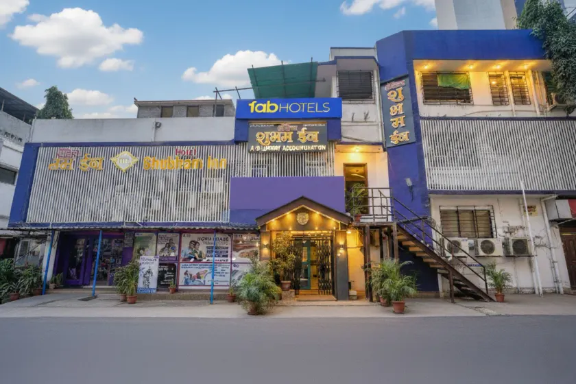 FabHotel Shubham Inn - Image 1