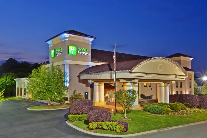 Holiday Inn Express Ringgold - Chattanooga Area by IHG - Image 1