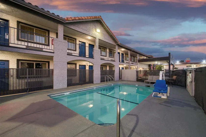 SureStay Hotel by Best Western Williams - Image 1