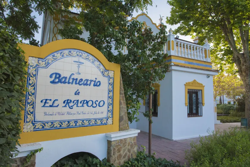 Hotel Balneario El Raposo - Image 1