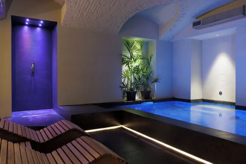 Palazzo Bellezia Luxury Suites & Spa - Image 1
