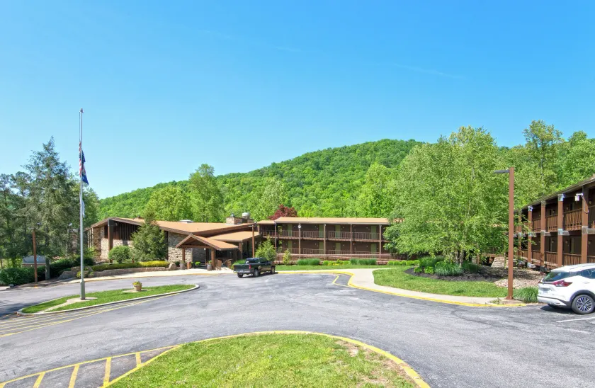 Jenny Wiley State Resort Park - Image 1