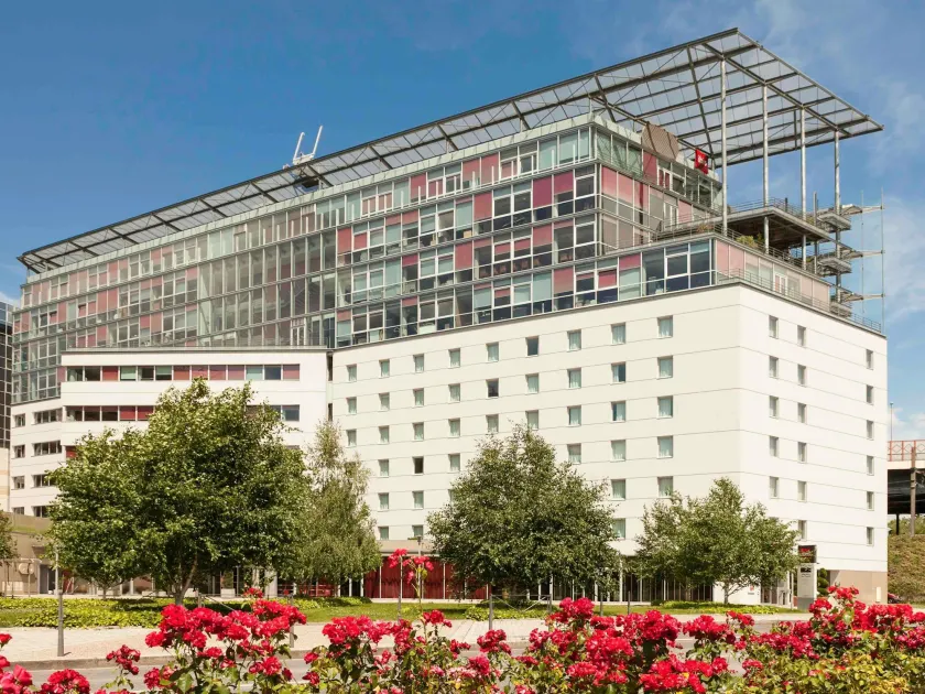 ibis Lyon Palais des Congrès Caluire - Image 1