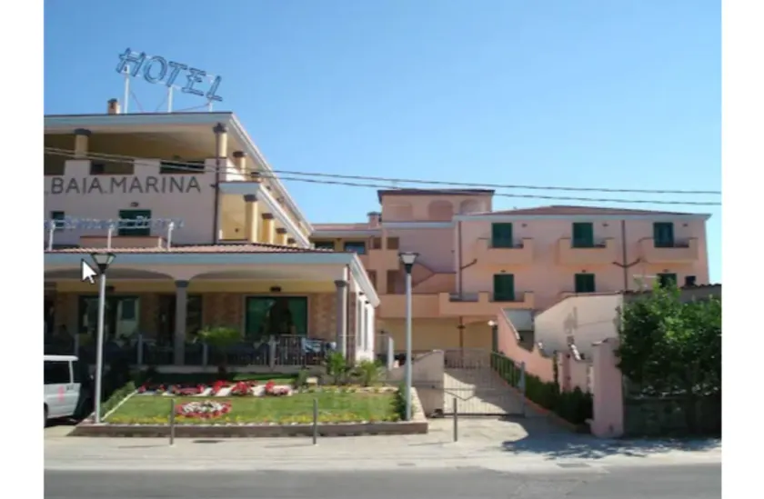 Hotel Baia Marina - Image 1