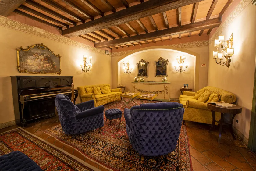 Hotel Boccaccio - Image 1