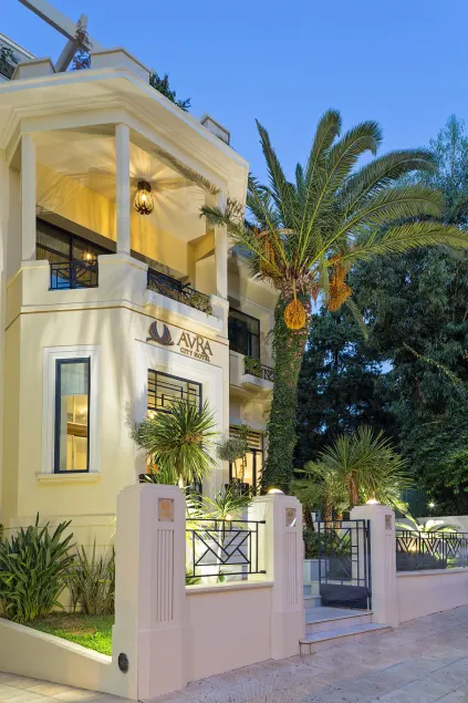 Avra City Boutique Hotel - Image 1