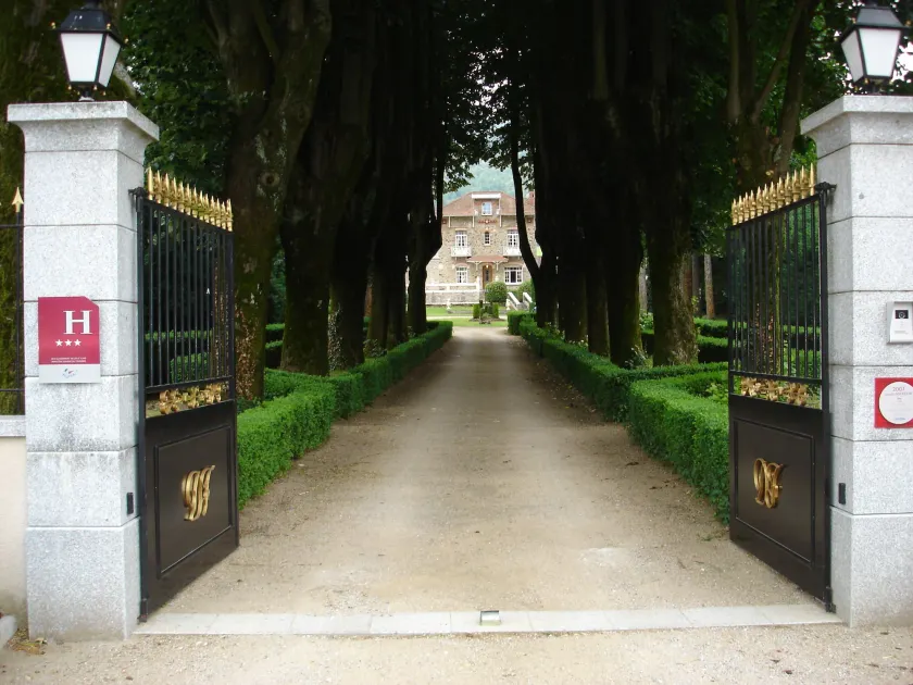Hôtel Demeure de Flore Lacabarède - Image 1