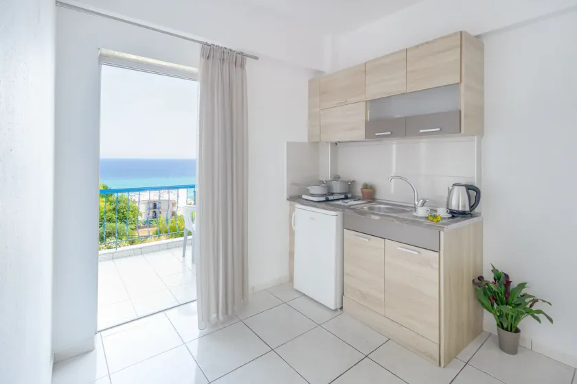 Roditsa Patritsia Apartments - Image 1