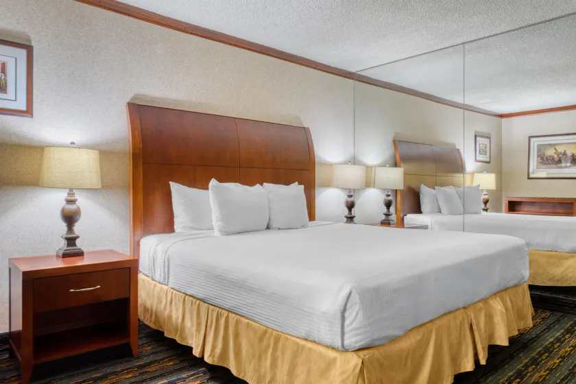 Best Western Fairfax City - Image 1