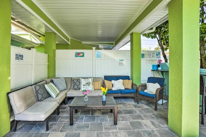 Charmigt Clearwater Beach Home med pool och havsutsikt - Interiör