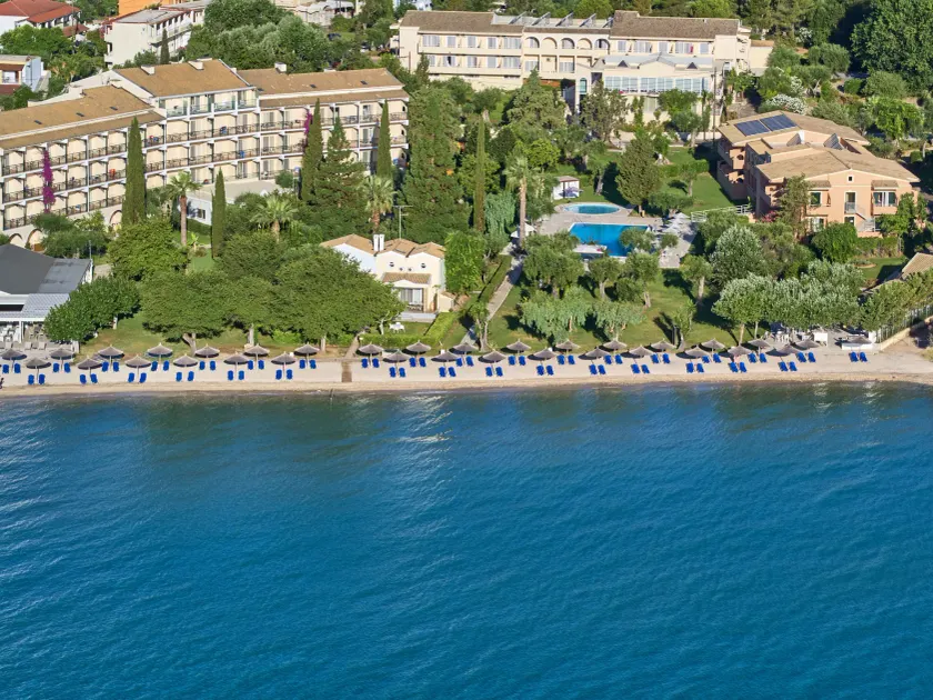 Delfinia Hotel - Image 1