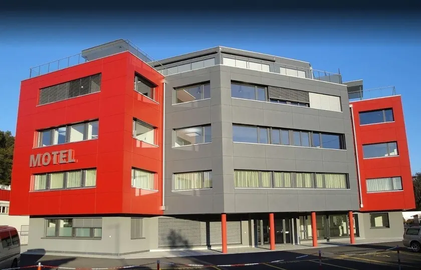 Motel zum Hirschen Wollerau - Image 1