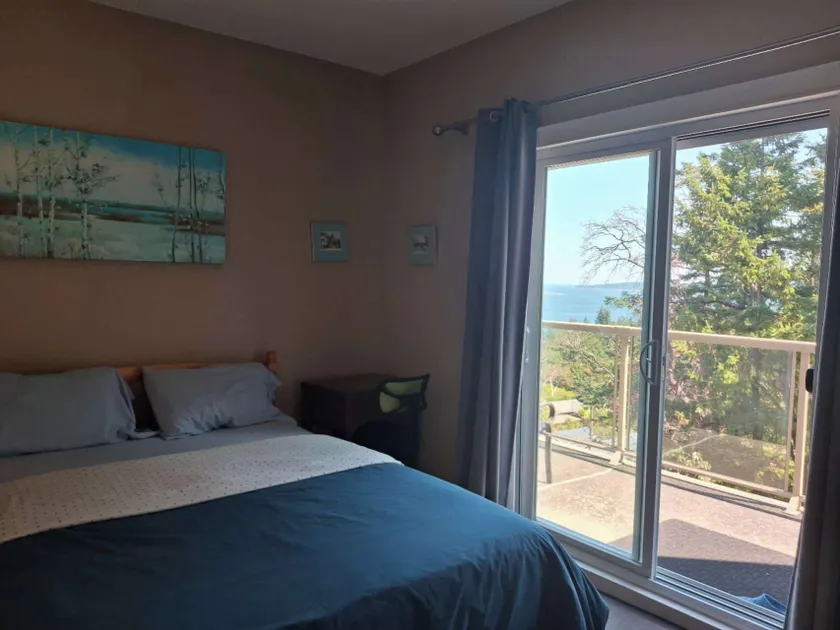 Gibralter Rock Ocean View B&B - Image 1