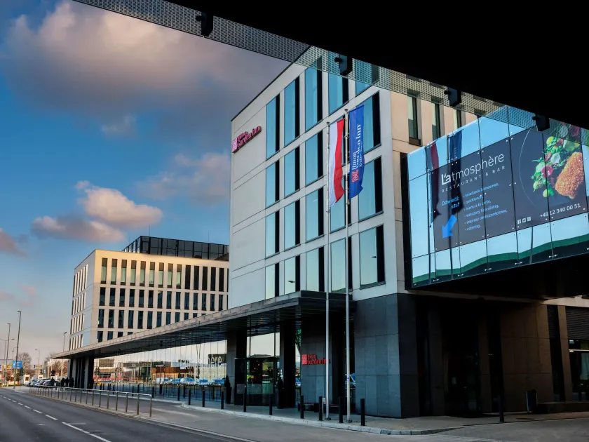 Hilton Garden Inn Krakow Airport - Image 1