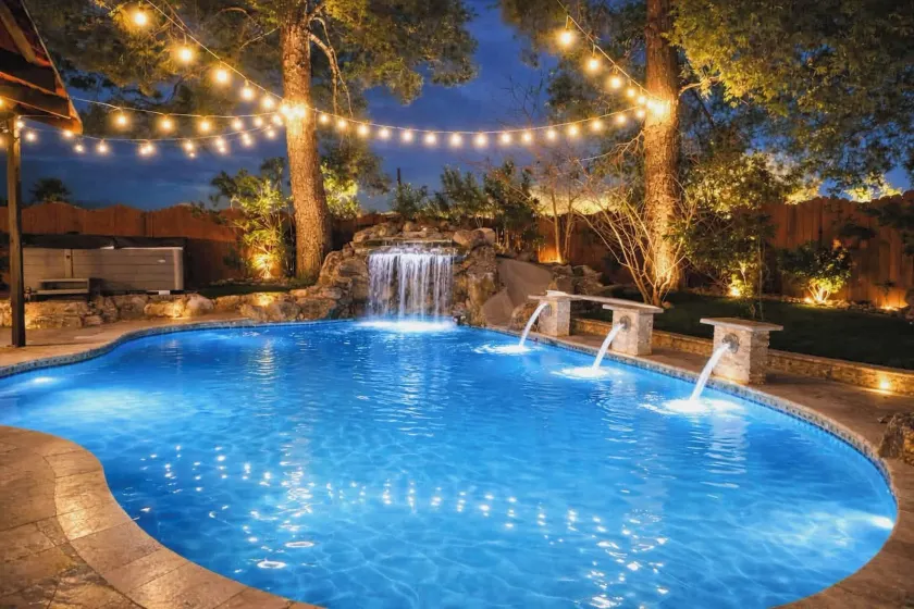 1-acre Las Vegas Getaway: Pool, Spa & Tennis Court - Image 1
