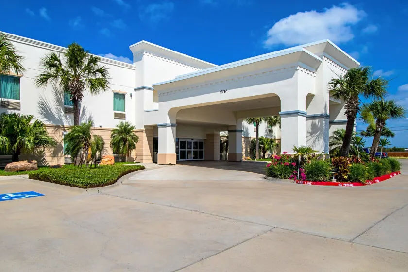 Quality Inn & Suites Robstown - Image 1