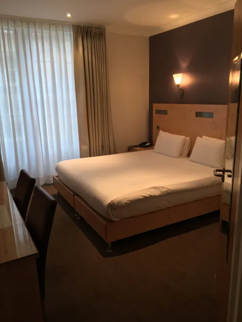 Artto Hotel - Image 1