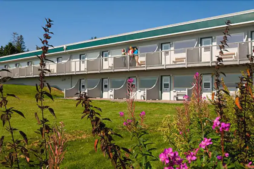 Ocean Shores Hotel - Image 1