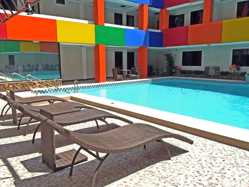 Fave Hotel Angeles City formerly Hotel America - Image 1