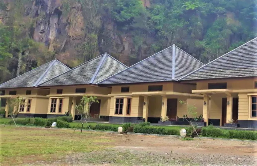 Pesona Nirwana Resort by Zuzu - Image 1