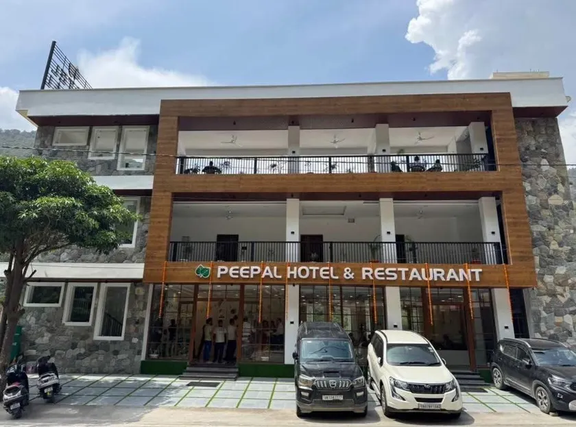 Peepal Hotel And Restaurant - Image 1