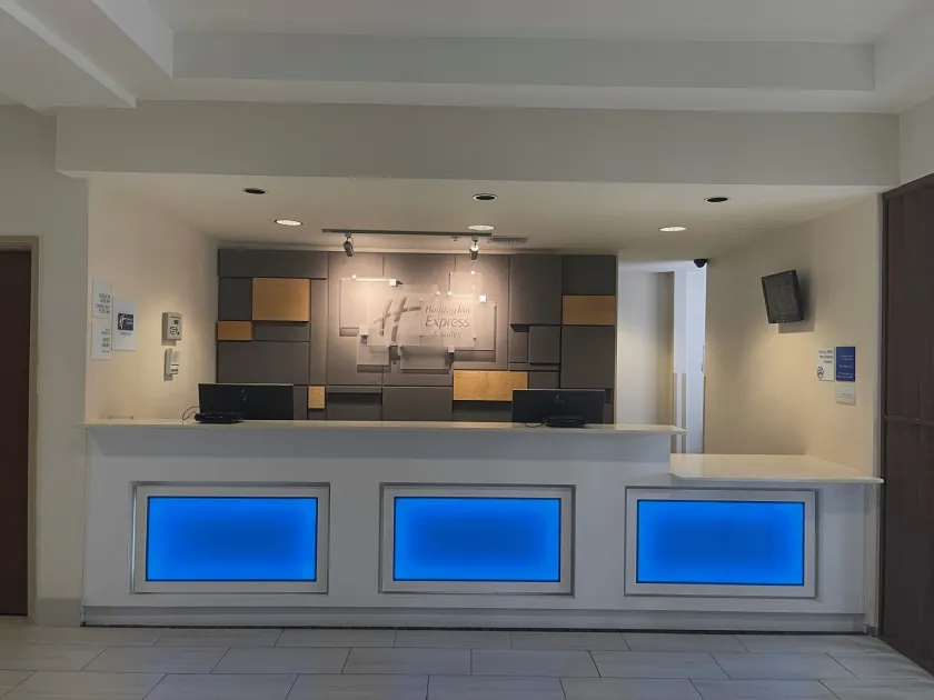 Holiday Inn Express Hotel & Suites Biloxi- Ocean Springs by IHG - Lobby