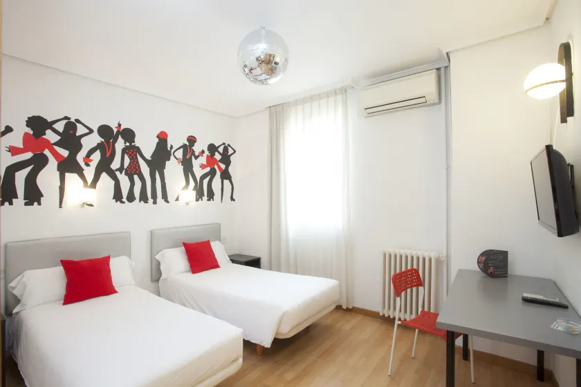 Hotel Valencia de la Música - Image 1