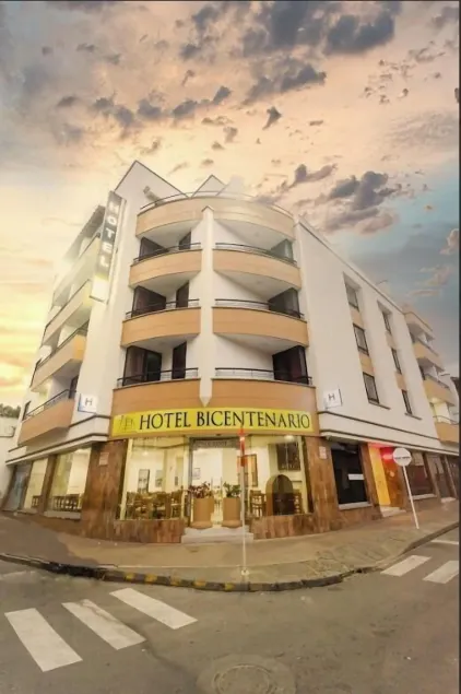 Hotel Bicentenario Rionegro - Image 1