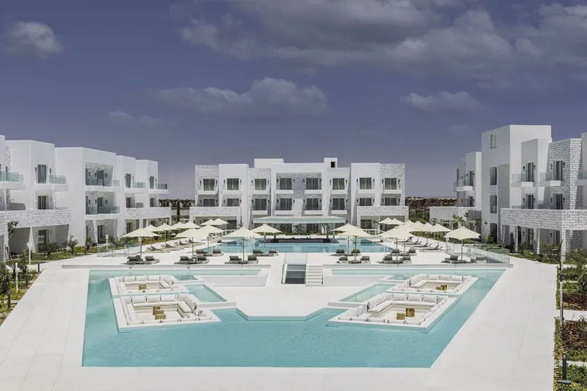 Tanoak Resort - Image 1