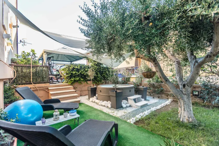 Tarchon Luxury B&B - Image 1