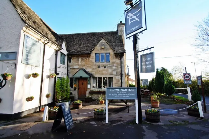 The Tollgate Inn - Image 1