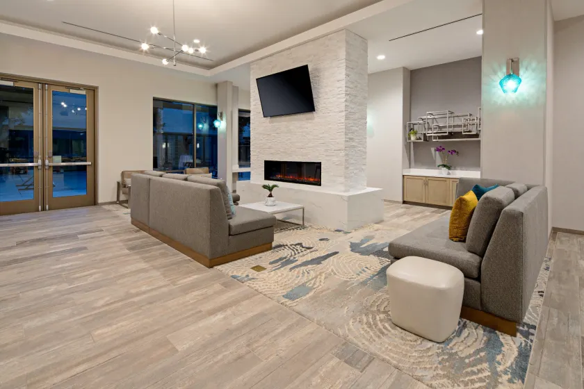 Staybridge Suites - Long Beach Airport by IHG - Hall