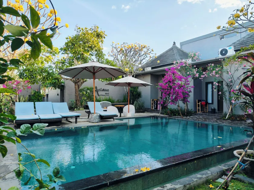 Ashana Hotel - Image 1