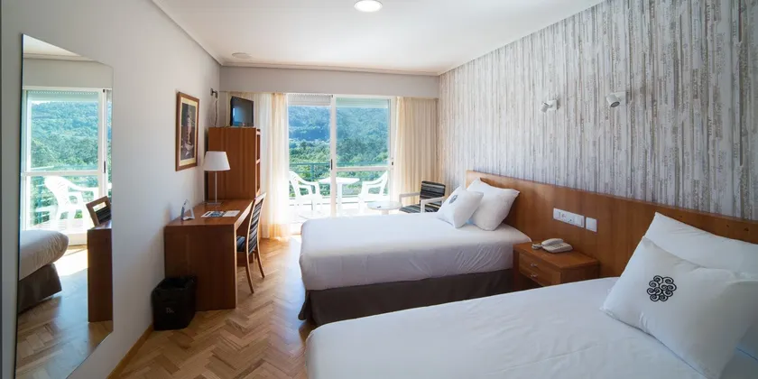 ARNOIA CALDARIA HOTEL Y BALNEARIO - Image 1