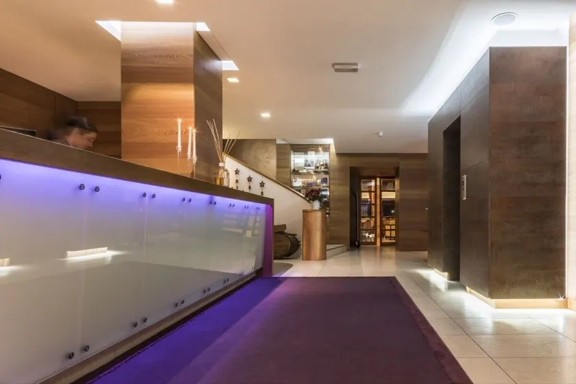 Majestic Hotel - Reception