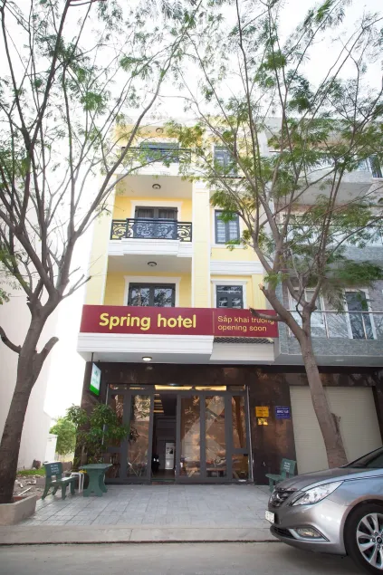 SPRING HOTEL - Image 1