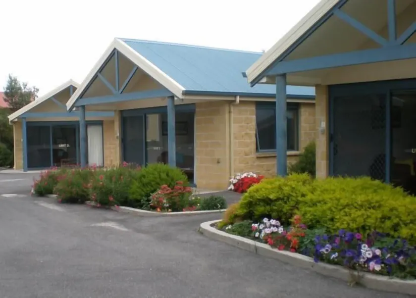 Summers Rest Units - Image 1