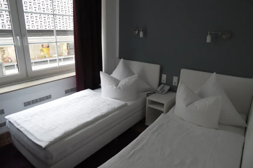 Rheinmetropole Hotel - Image 1
