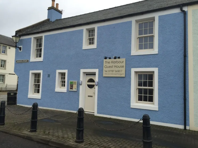 The Harbour Guest House - Image 1